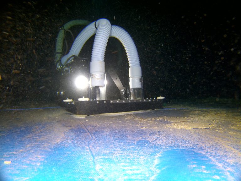 inspection-rov-drone-nettoyage